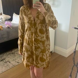 100% Silk gorgeous casual dress with side slits